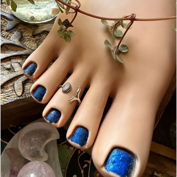 Fish Tail & Shell Sterling Silver Toe Ring - Picture 3 of 4